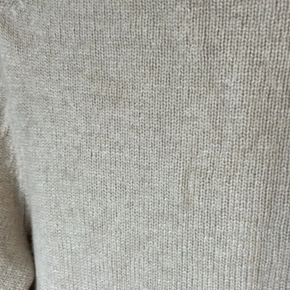 J. Crew// Wool Blend Sweater• size medium•